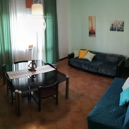 Casa de Férias Grazioso In Villetta Bifamiliare Rimini